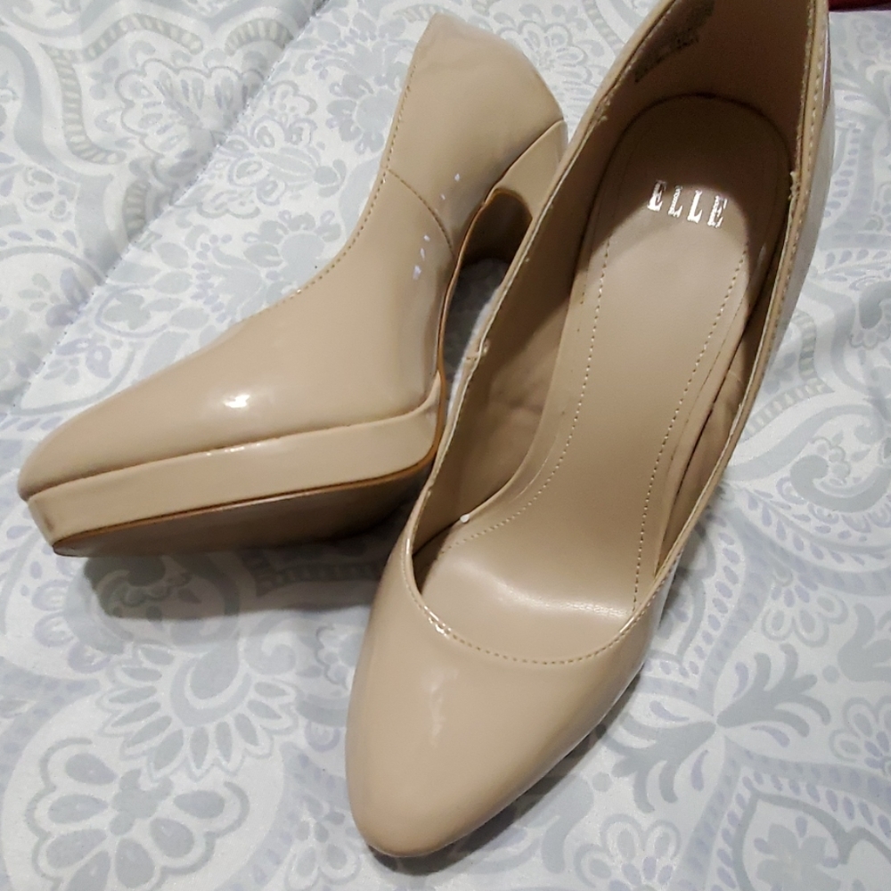 Nude heels